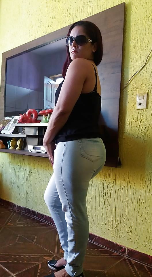 telma milf latina big booty and