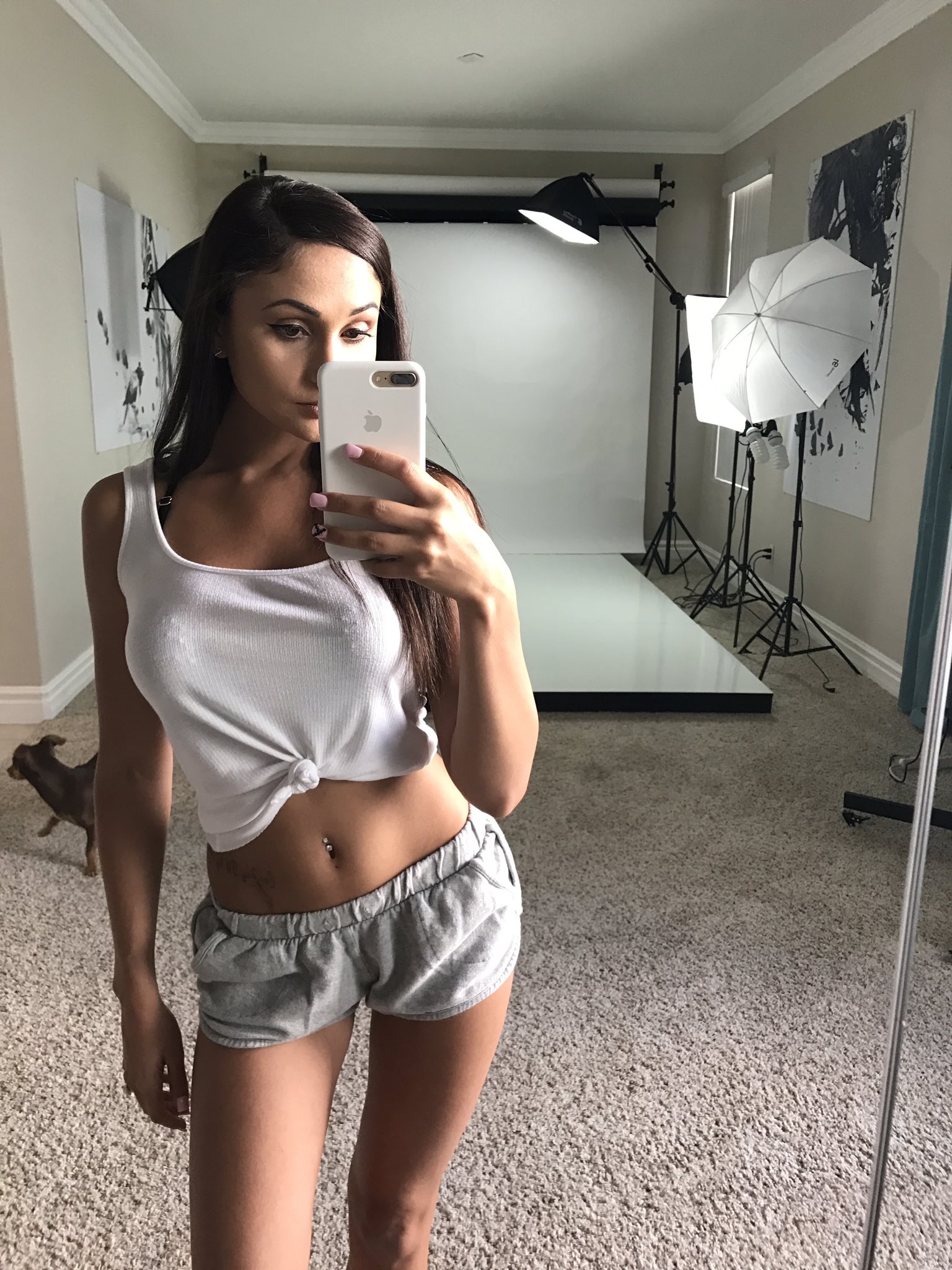 cam with ariana marie sexy now